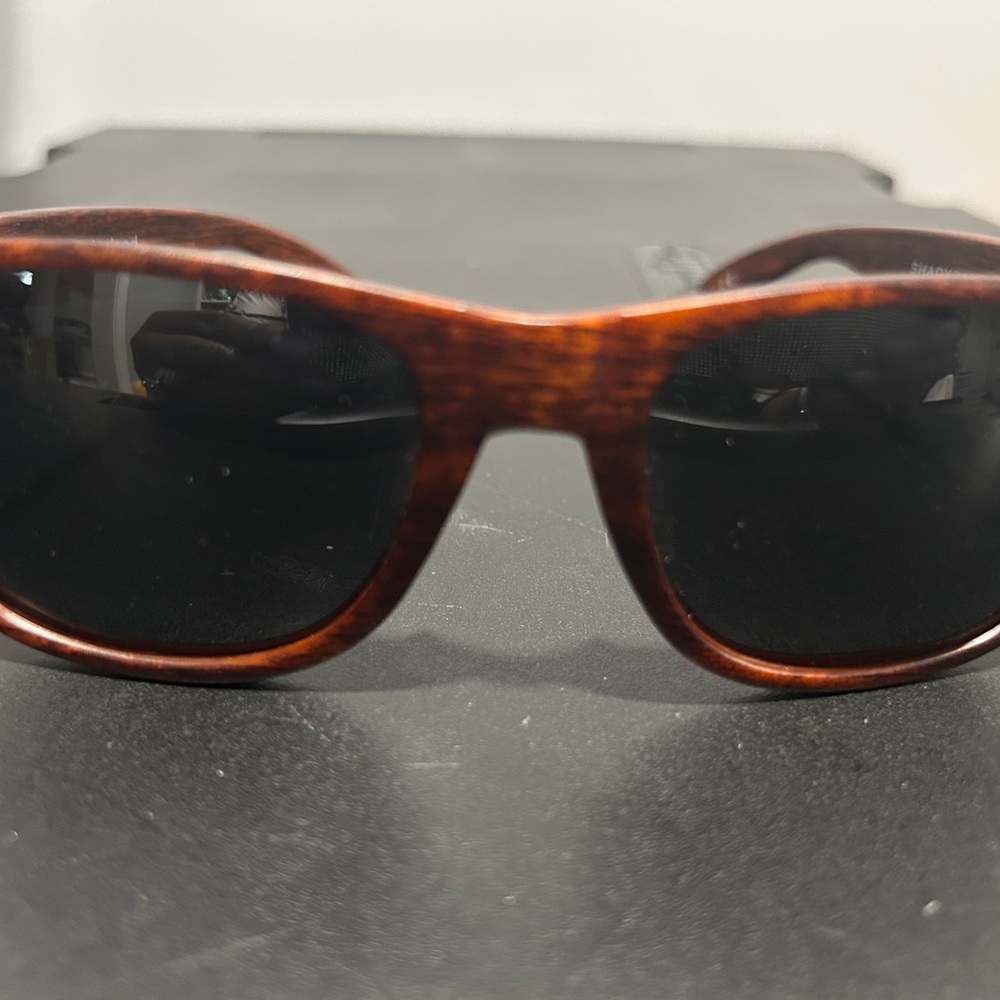 Shady Rays Stylish Brown Sunglasses dark Lens